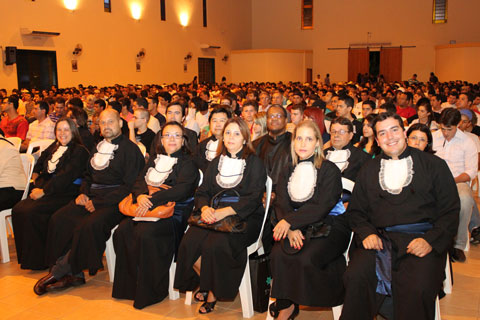 Alunos do curso de Engenharia Civil já começam a trabalhar com equipamentos  em aulas práticas - UniSALESIANO Araçatuba/SP