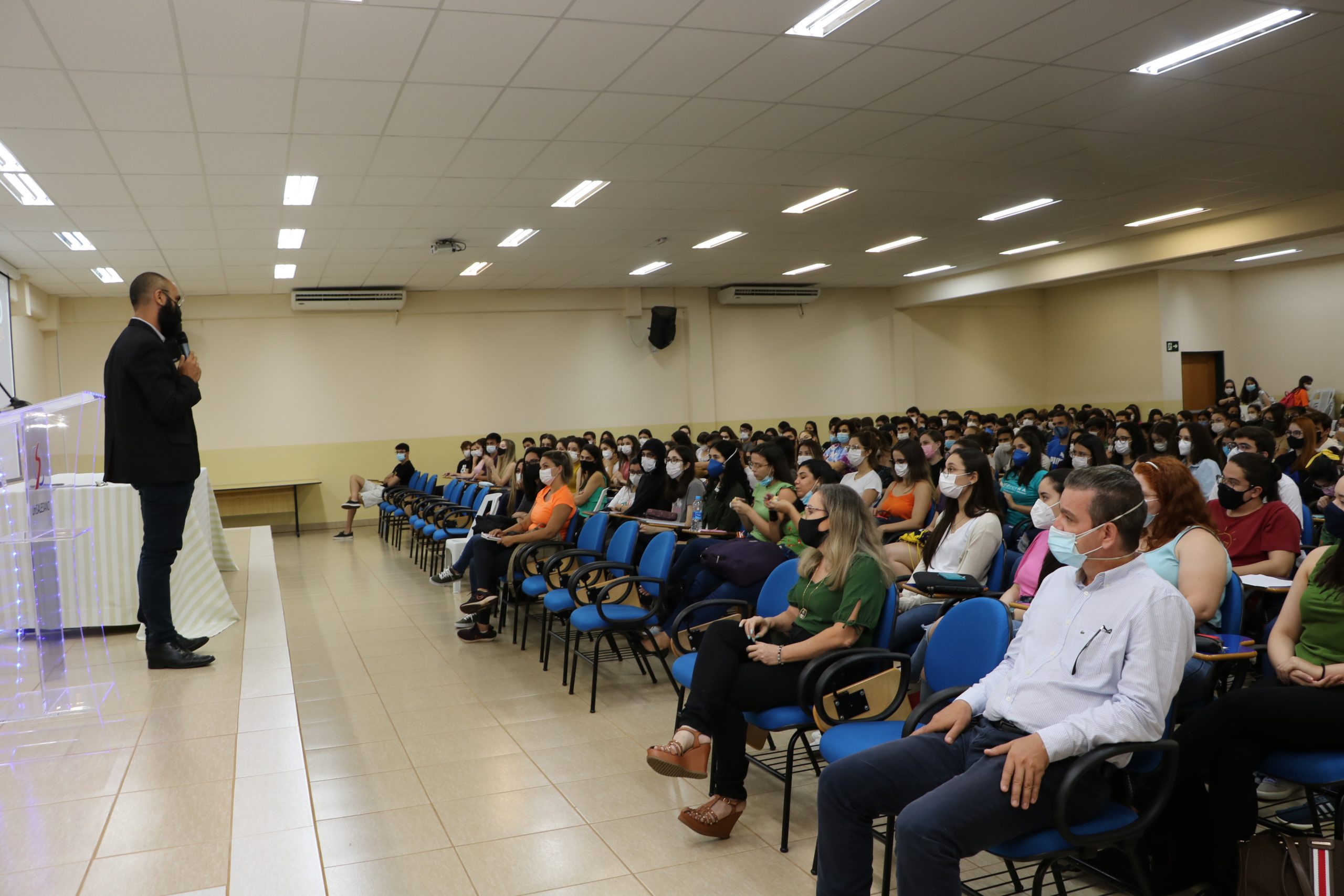 Alunos do curso de Engenharia Civil já começam a trabalhar com equipamentos  em aulas práticas - UniSALESIANO Araçatuba/SP